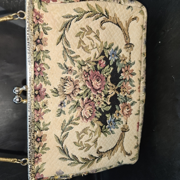 Walborg Handbags - Floral Tapestry Handbag